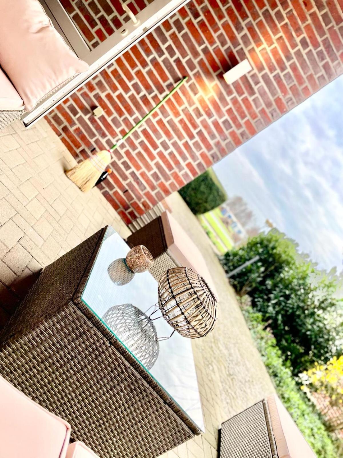Seeliebe, 300 Meter Zum Wasser, Mit Terrasse Und Garten レンブルッフ エクステリア 写真
